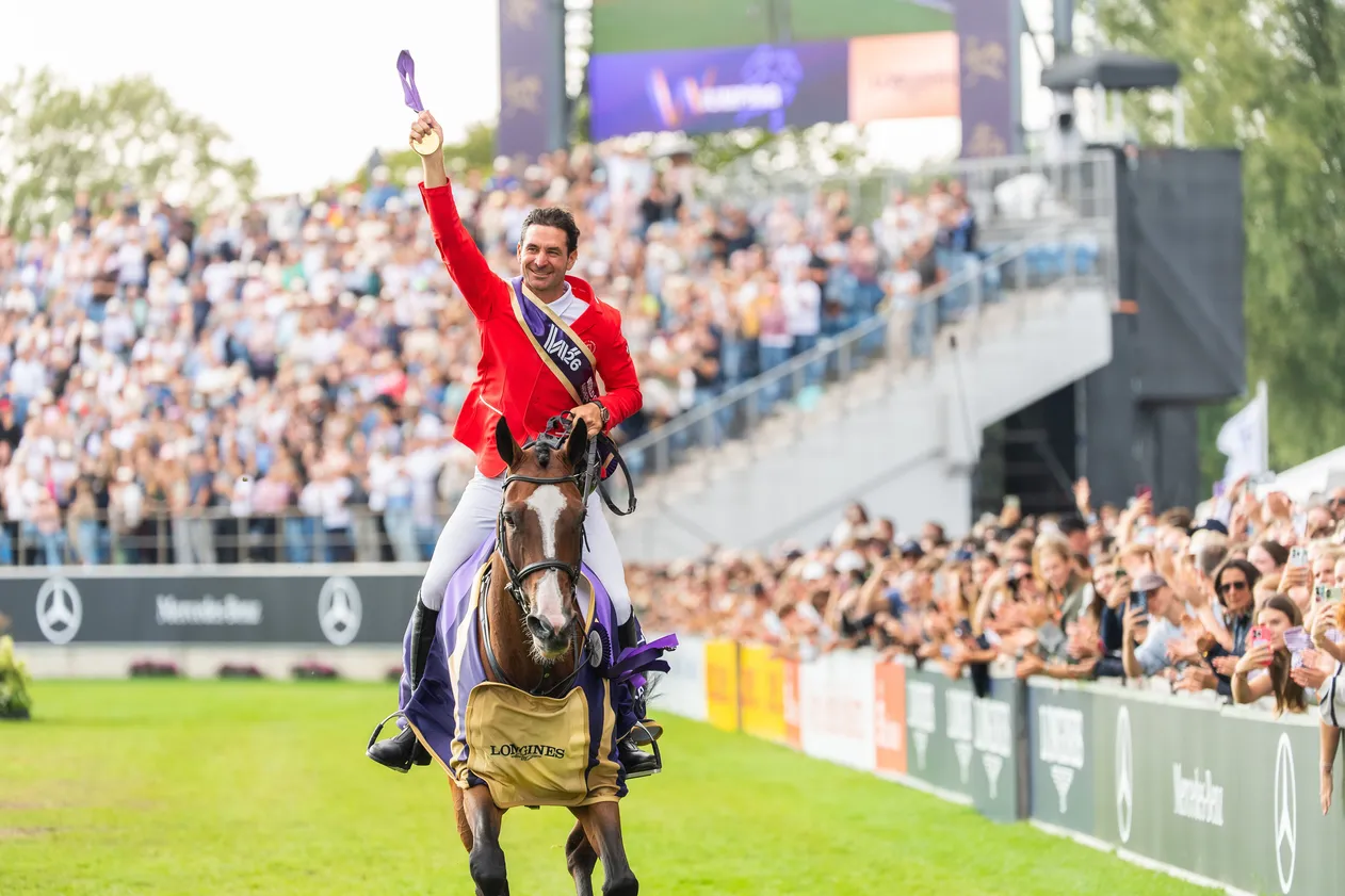 Steve Guerdat [SUI] and Dynamix de Belheme-gold medal winners-FEI Jumping World Championship-Individual Final, Aachen, Germany, 23rd of August 2026. PC (C) FEI/Łukasz Kowalski